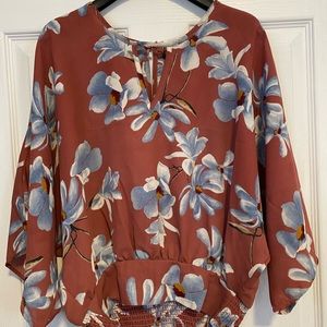 Women’s floral chiffon bell sleeve blouse size XS
